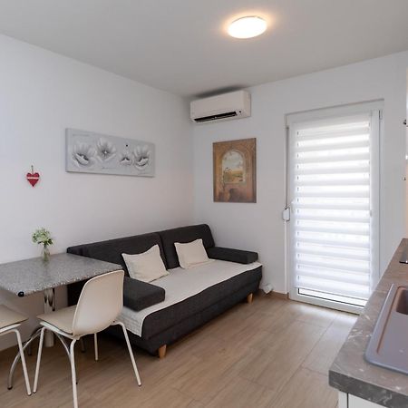 פורץ Apartments Lidija Matosevic מראה חיצוני תמונה