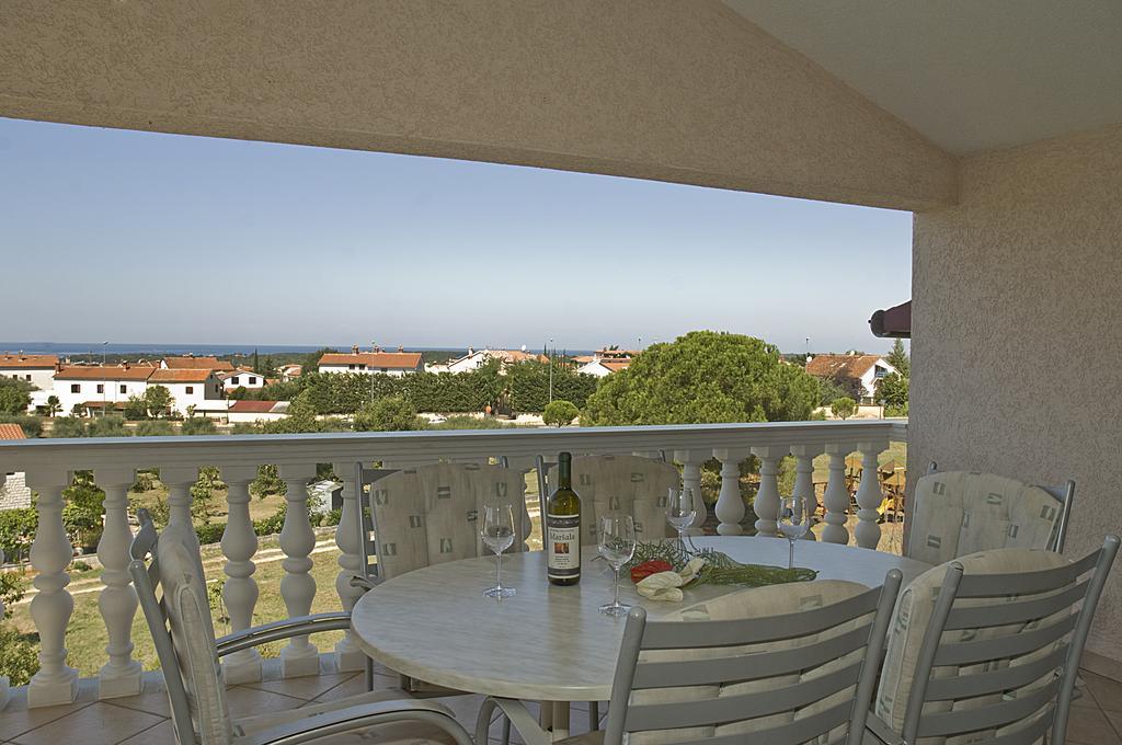 פורץ Apartments Lidija Matosevic מראה חיצוני תמונה