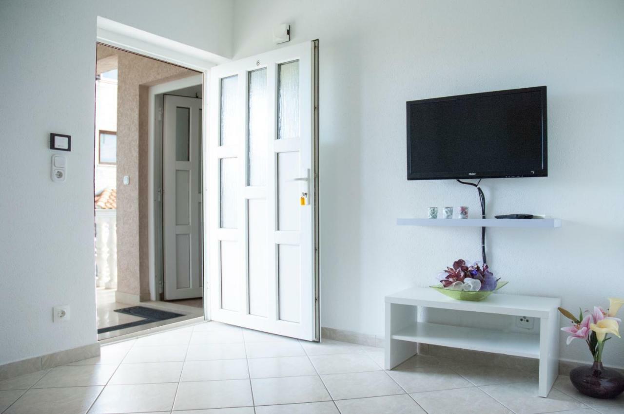 פורץ Apartments Lidija Matosevic מראה חיצוני תמונה